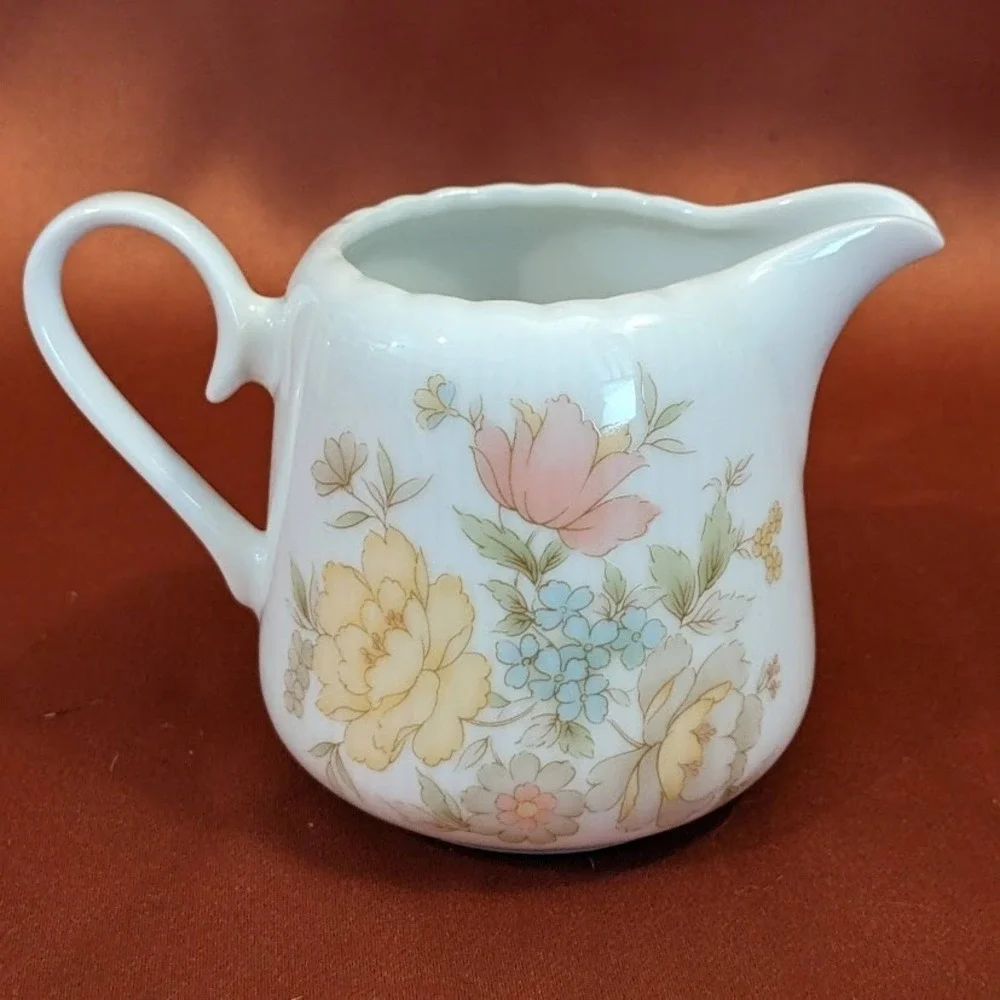 Vintage Ichiyama Toen Japan Floral Porcelain Creamer Ribbed Edge